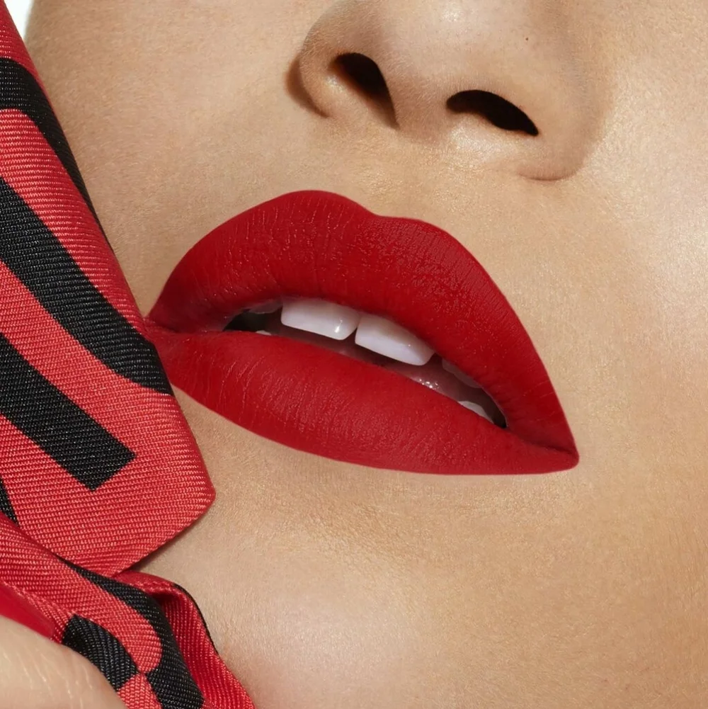 Rouge Dior Lipstick – Shade 999 Velvet